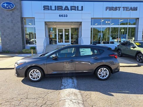 New 2025 Subaru Impreza 2.0i image 3