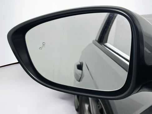 Used 2024 Honda Accord EX image 16