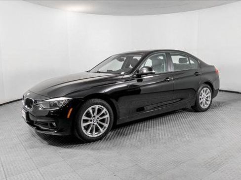 Used 2016 BMW 320i xDrive Sedan image 2