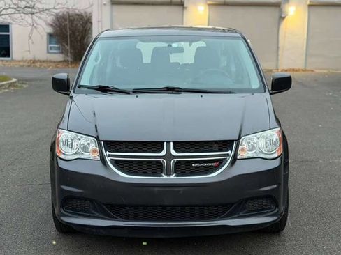 Used 2015 Dodge Grand Caravan American Value Package image 10