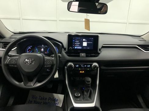 Used 2023 Toyota RAV4 LE image 14