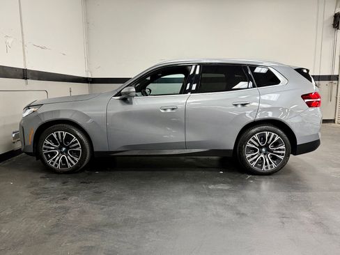 Used 2025 BMW X3 xDrive30 w/ Convenience Package AWD/4WD image 9