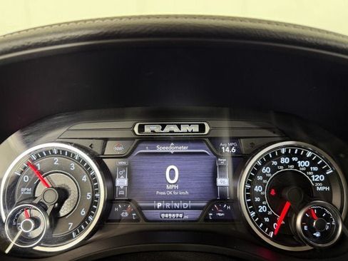 Used 2021 RAM 1500 Laramie w/ Off Road Group AWD/4WD image 10