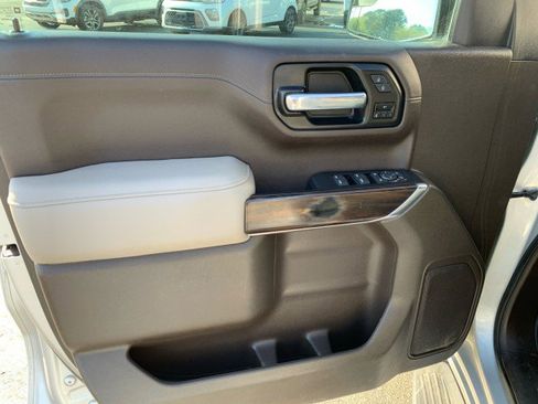 Used 2021 GMC Sierra 1500 SLT image 14