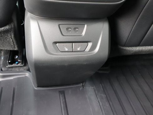 New 2025 Chevrolet Blazer EV RS image 24