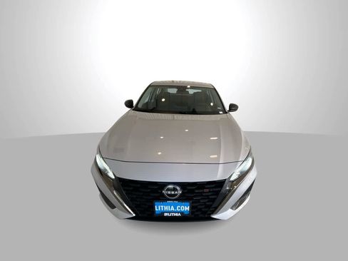 Used 2023 Nissan Altima 2.5 SR image 3
