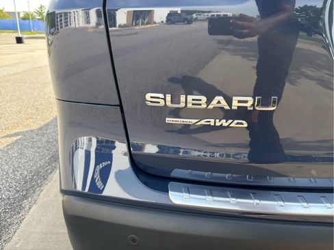 Used 2025 Subaru Ascent Limited AWD/4WD image 13