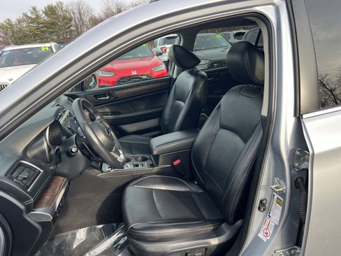 Used 2018 Subaru Outback 2.5i Limited w/ Popular Package #2 image 13