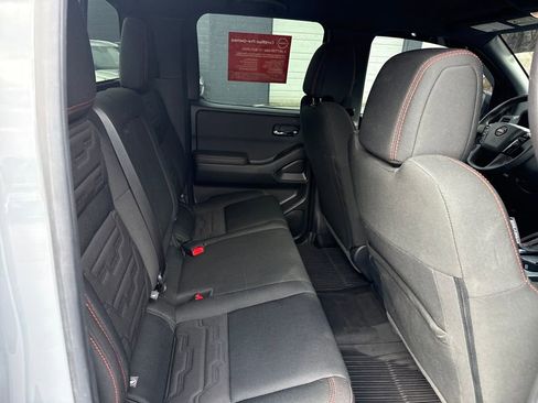 Used 2024 Nissan Frontier PRO-4X w/ Off-Road Protection Package image 30