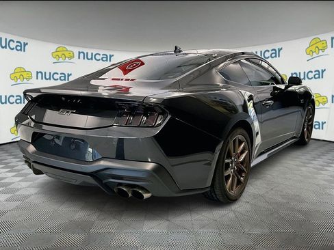 Used 2024 Ford Mustang GT Premium image 7