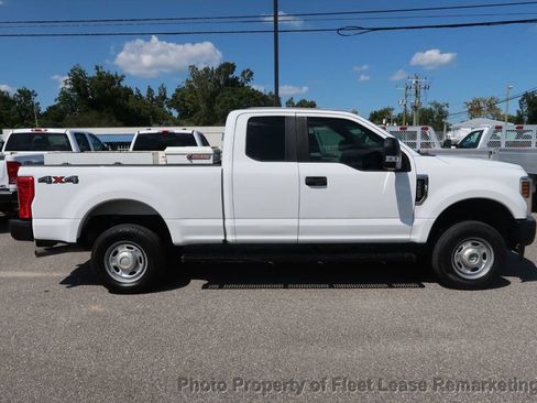 Used 2019 Ford F250 XL w/ Power Equipment Group AWD/4WD image 6