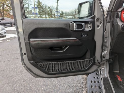 Used 2020 Jeep Gladiator Rubicon w/ Dual Top Group image 11