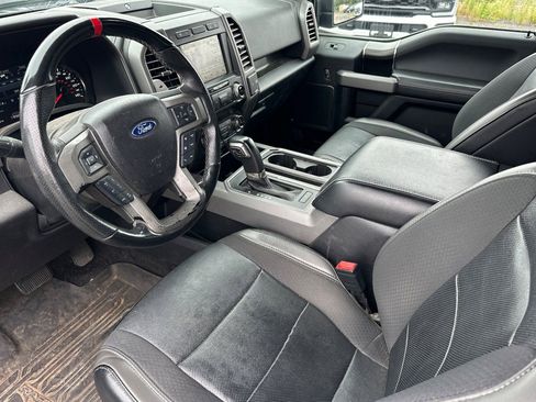 Used 2019 Ford F150 Raptor w/ Equipment Group 802A Luxury AWD/4WD image 9