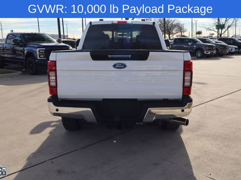 Used 2022 Ford F250 XLT w/ XLT Premium Package image 6