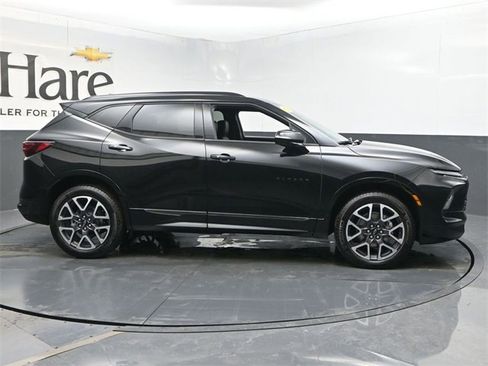 Used 2025 Chevrolet Blazer RS image 1