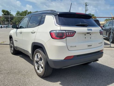 Used 2018 Jeep Compass Limited w/ Navigation Group AWD/4WD image 3