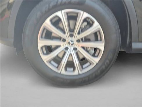 Used 2024 Mercedes-Benz GLC 300 image 24