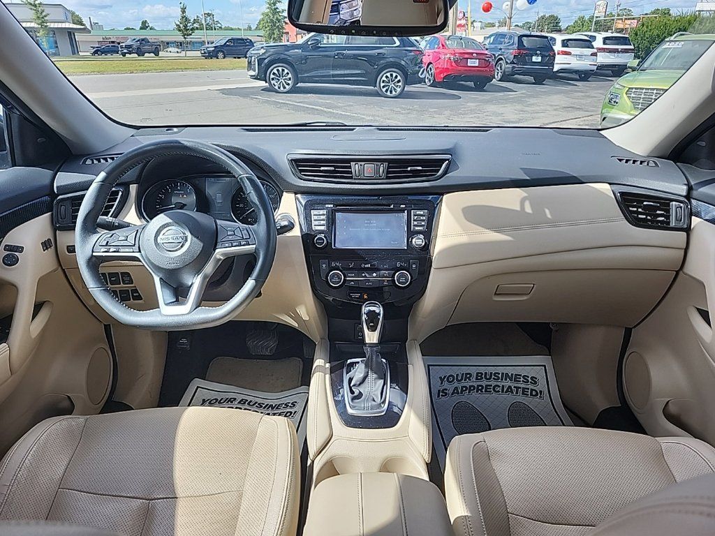Used 2017 Nissan Rogue SL w/ SL Premium Package AWD/4WD image 15