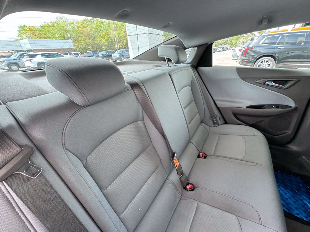 Used 2024 Chevrolet Malibu LS FWD image 24