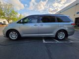 Used 2014 Toyota Sienna XLE image 3