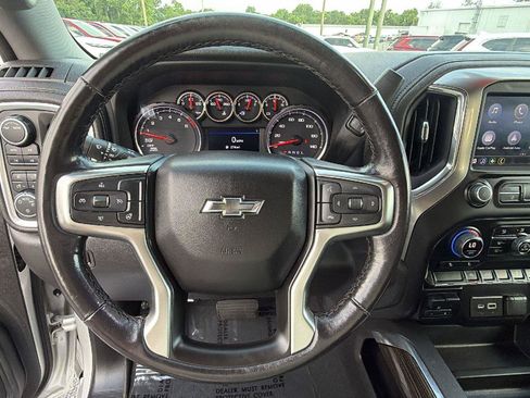 Used 2022 Chevrolet Silverado 1500 RST AWD/4WD image 28