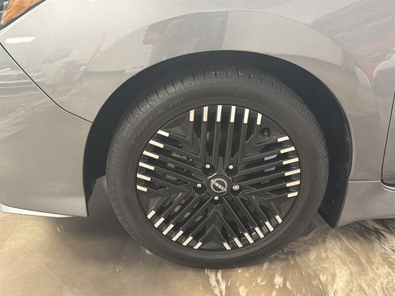 Used 2023 Nissan Leaf SV Plus FWD image 5