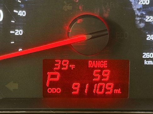 Used 2014 Kia Sorento LX image 19