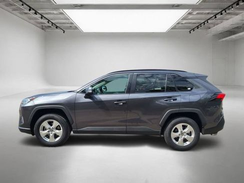 Used 2021 Toyota RAV4 XLE w/ Convenience Package AWD/4WD image 2