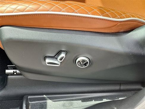 Used 2024 Chrysler Pacifica Pinnacle image 20