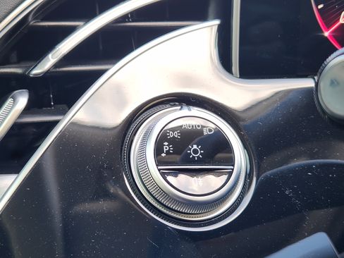 New 2025 Mercedes-Benz E 350 Sedan image 22