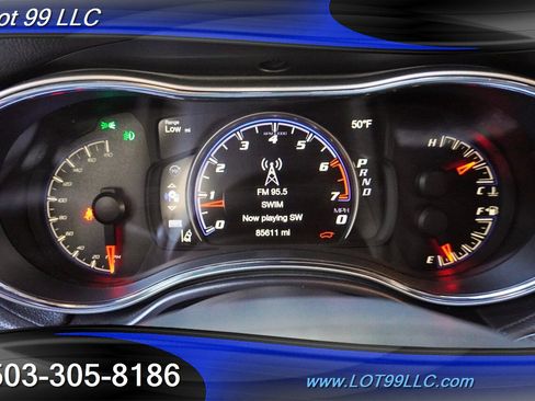 Used 2017 Jeep Grand Cherokee SRT image 22