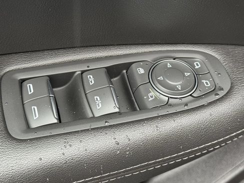 Used 2025 Cadillac XT5 Premium Luxury AWD/4WD image 12