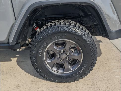 Used 2022 Jeep Gladiator Rubicon w/ LED Lighting Group image 17