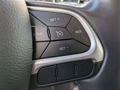 Certified 2019 Jeep Compass Latitude image 19