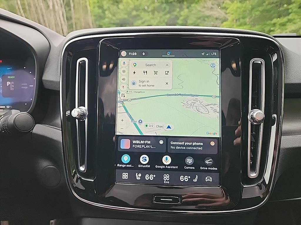 Certified 2023 Volvo C40 P8 Recharge Plus w/ Climate Package AWD/4WD image 19