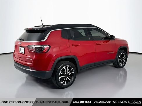 Used 2024 Jeep Compass Limited AWD/4WD image 5