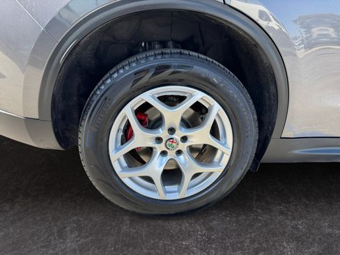 Used 2019 Alfa Romeo Stelvio RWD image 14