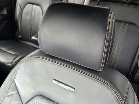 Used 2022 Ford Expedition Max Platinum AWD/4WD image 22