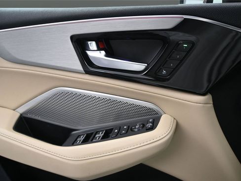 Used 2022 Acura MDX SH-AWD w/ Technology Package image 6