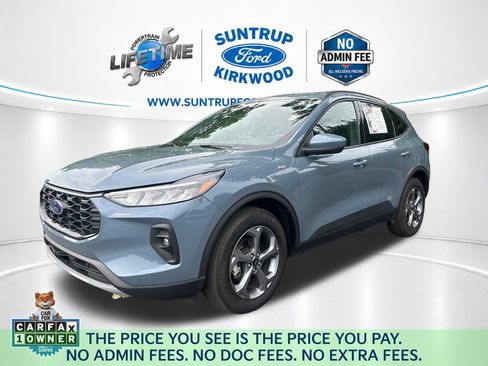 Used 2025 Ford Escape ST-Line Select AWD/4WD image 1
