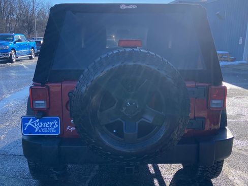 Used 2012 Jeep Wrangler Sport image 5