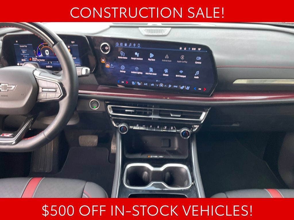 Used 2024 Chevrolet Traverse RS AWD/4WD image 12