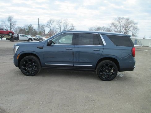 New 2026 GMC Yukon Denali w/ Denali Reserve Package image 7