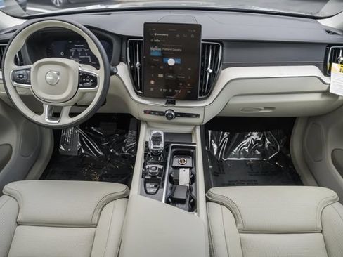 New 2027 Volvo XC60 B5 Ultra AWD/4WD image 21