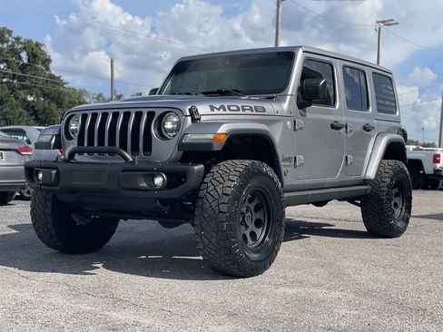 Used 2019 Jeep Wrangler Unlimited Sahara w/ Quick Order Package 24M Moab AWD/4WD image 10