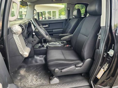 Used 2007 Toyota FJ Cruiser 4WD image 13