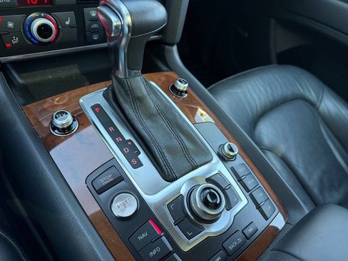 Used 2015 Audi Q7 3.0T Premium Plus w/ Premium Plus Package image 18