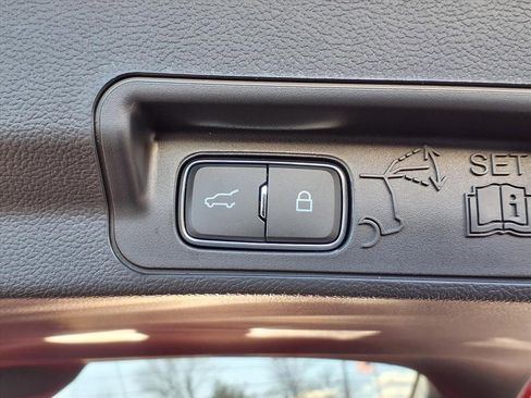 New 2026 Ford Explorer ST-Line w/ ST-Line Street Pack image 23