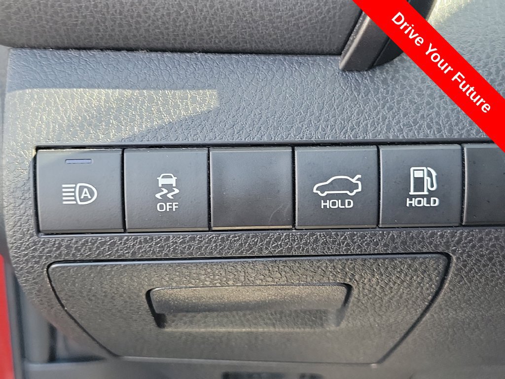 Used 2022 Toyota Camry XSE FWD image 19