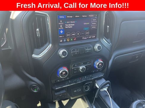 Used 2022 GMC Sierra 1500 AT4 w/ AT4 Preferred Package image 4
